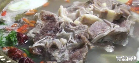 喝了冷饮又吃火锅会引起胃痛吗