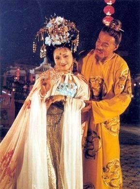 有哪些帝王爱美人胜过江山 - 华夏历史