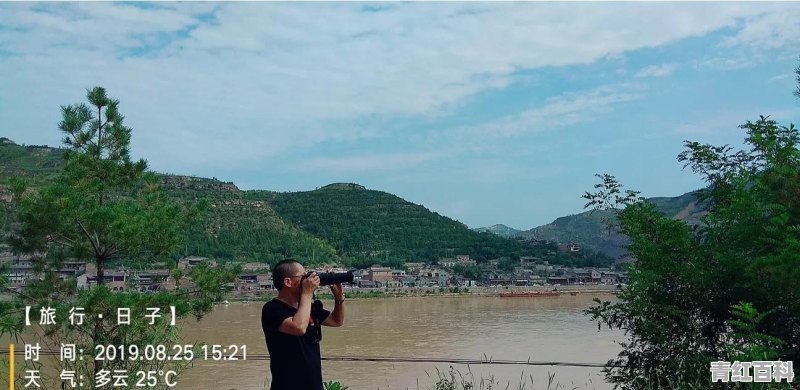 旅游景点的河