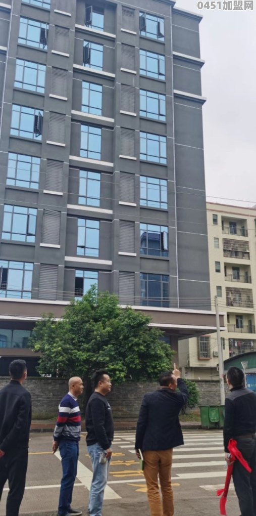 什么饭店目前在我国占有绝大多数