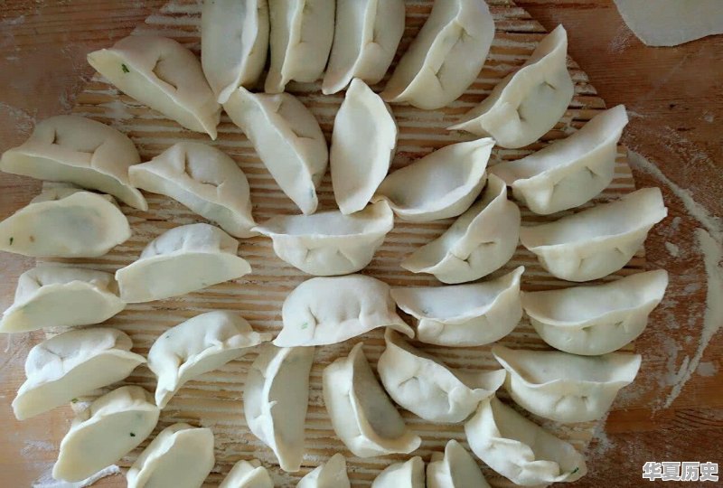 东北的年夜饭为什么必须吃饺子 - 华夏历史
