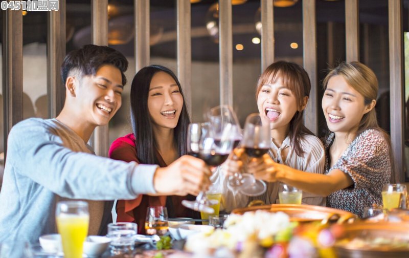 小吃街星记大排档加盟店怎么样