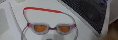 泳镜起雾如何处理