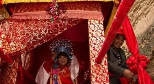 古代婚礼新娘坐福习俗有哪些 - 华夏历史