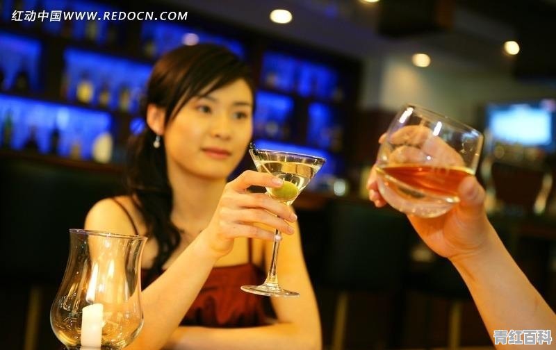我喝完酒为什么身上起红疙瘩