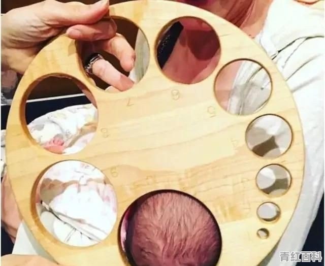 很多准妈妈都知道 生孩子要经历宫口从1指开到10指的过程 那开到几指会比较难熬呢